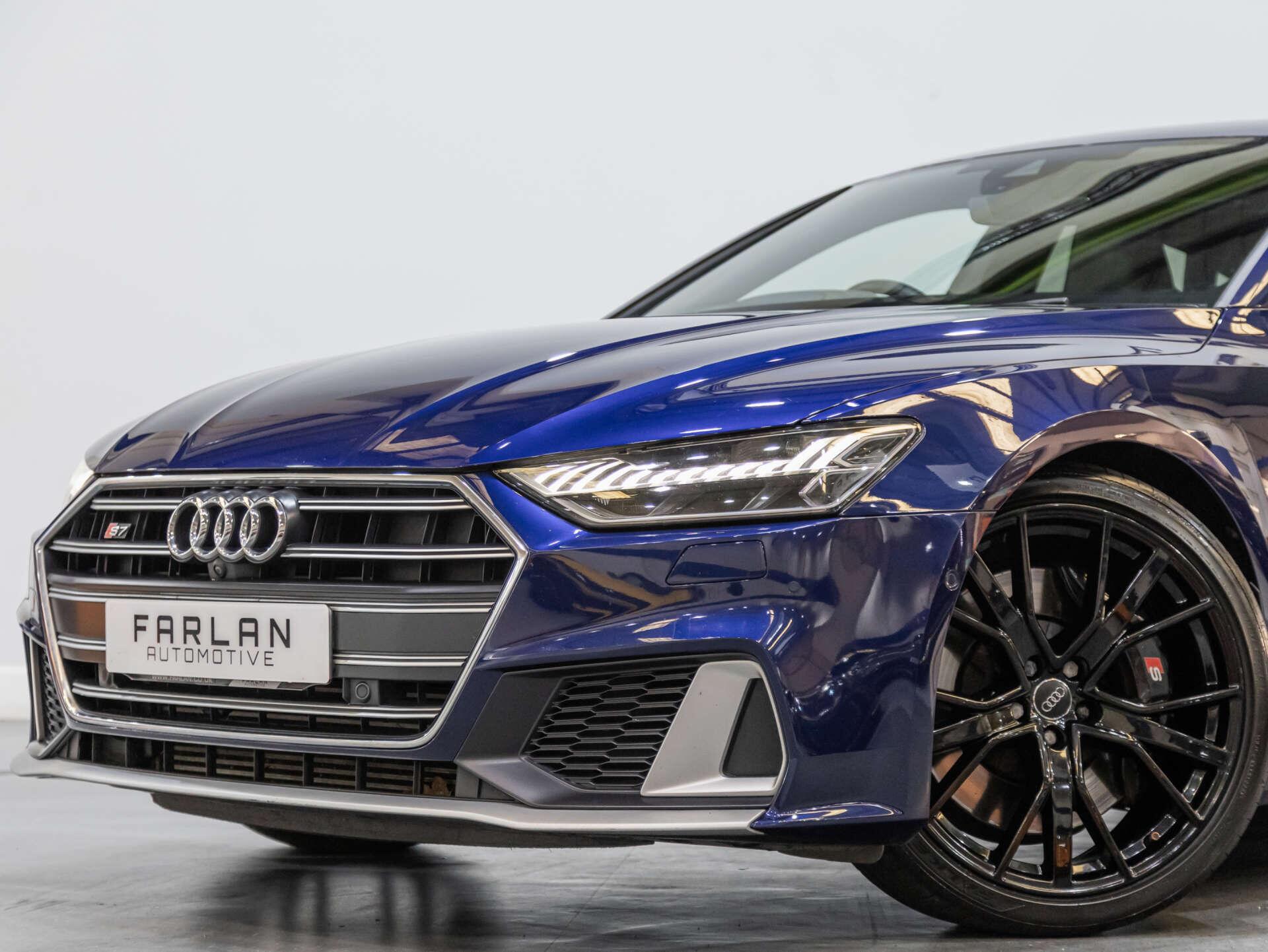 Audi S7 view 17