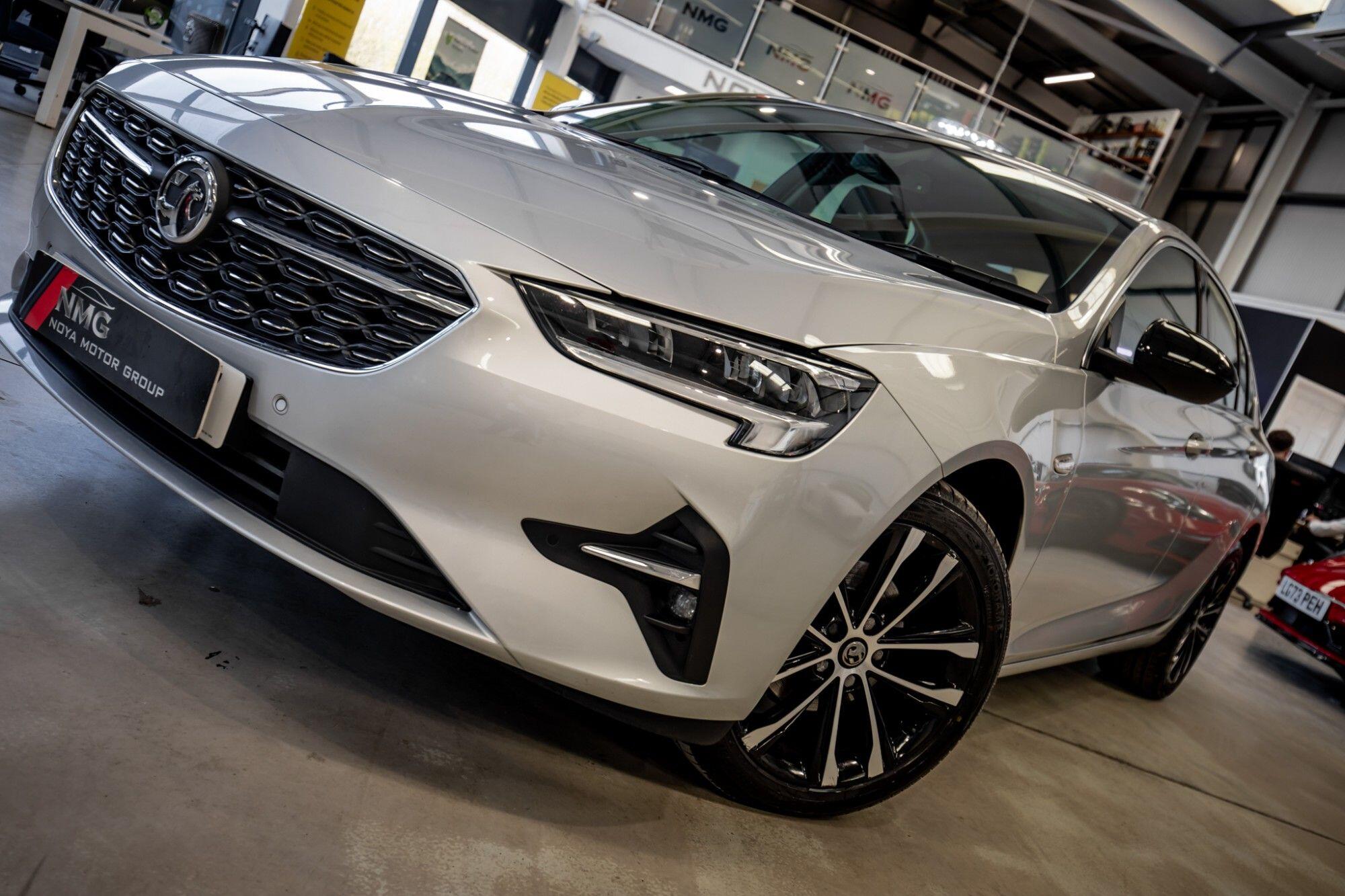 Vauxhall Insignia view 6