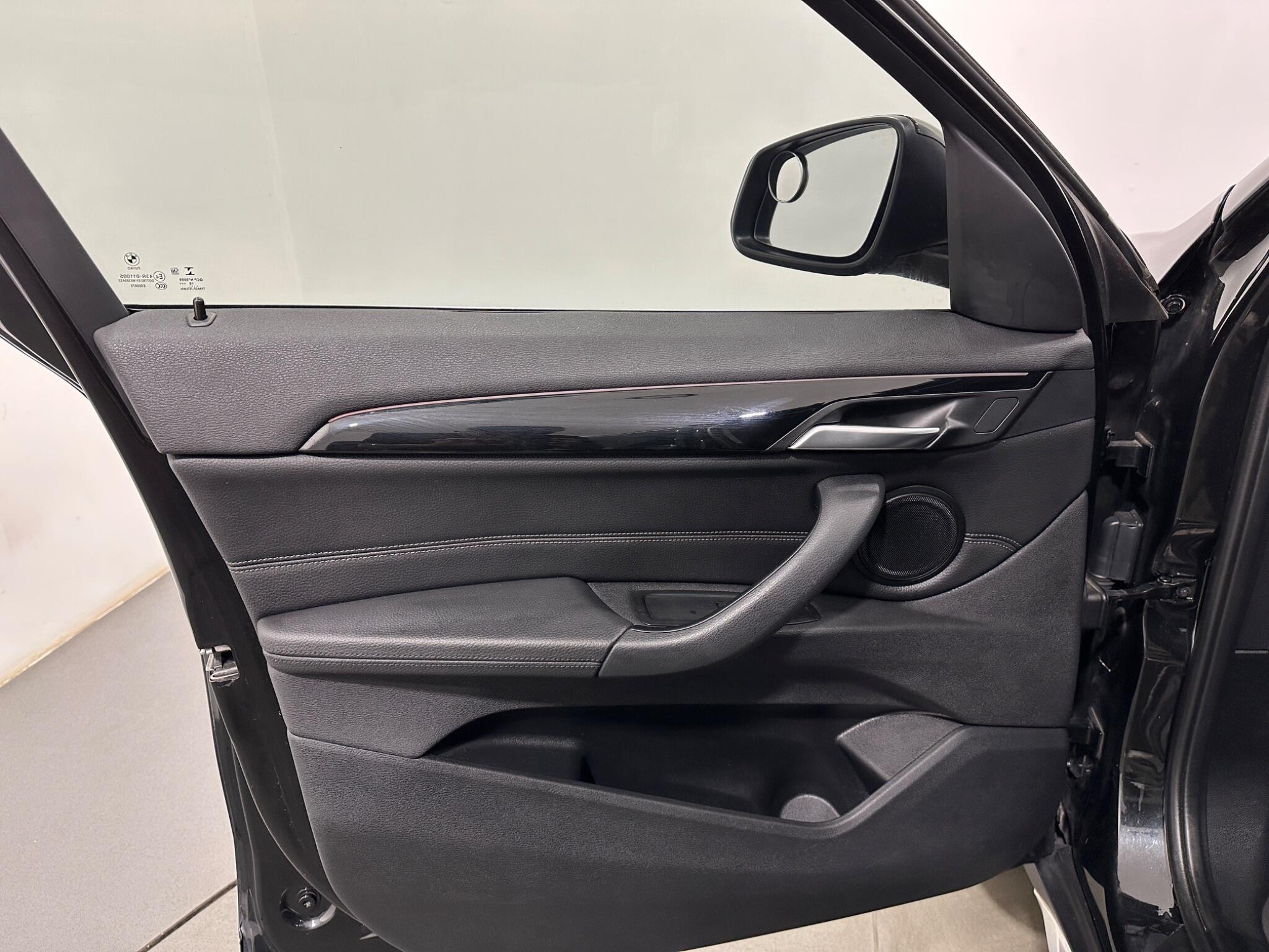 BMW X1 view 37