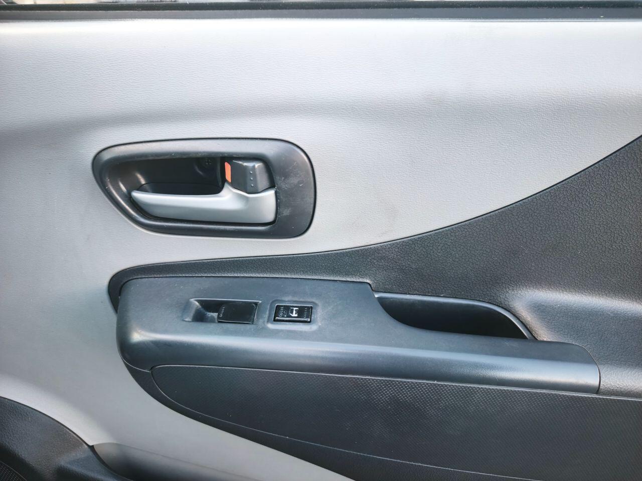 Suzuki Alto view 20