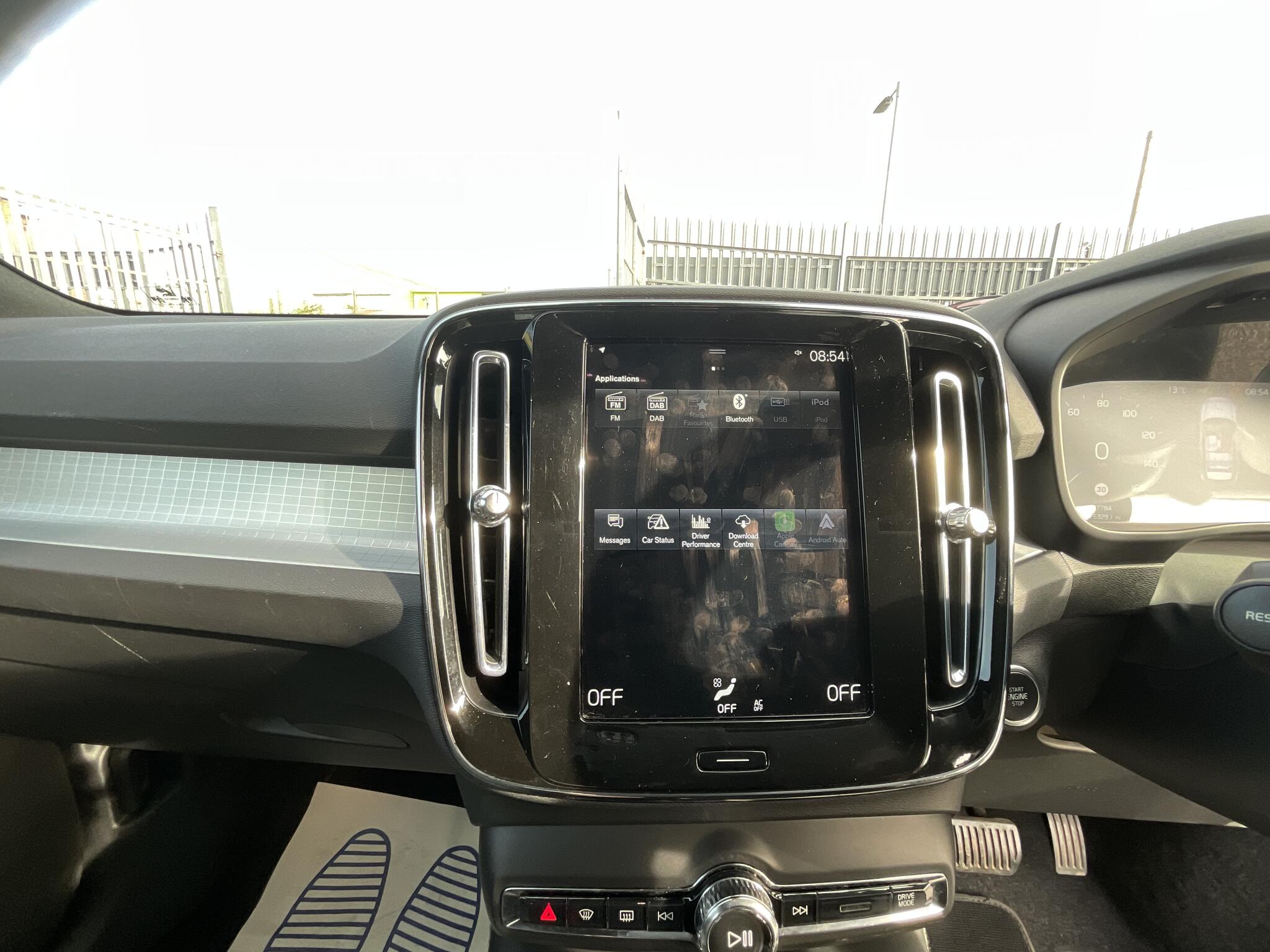 Volvo XC40 view 24