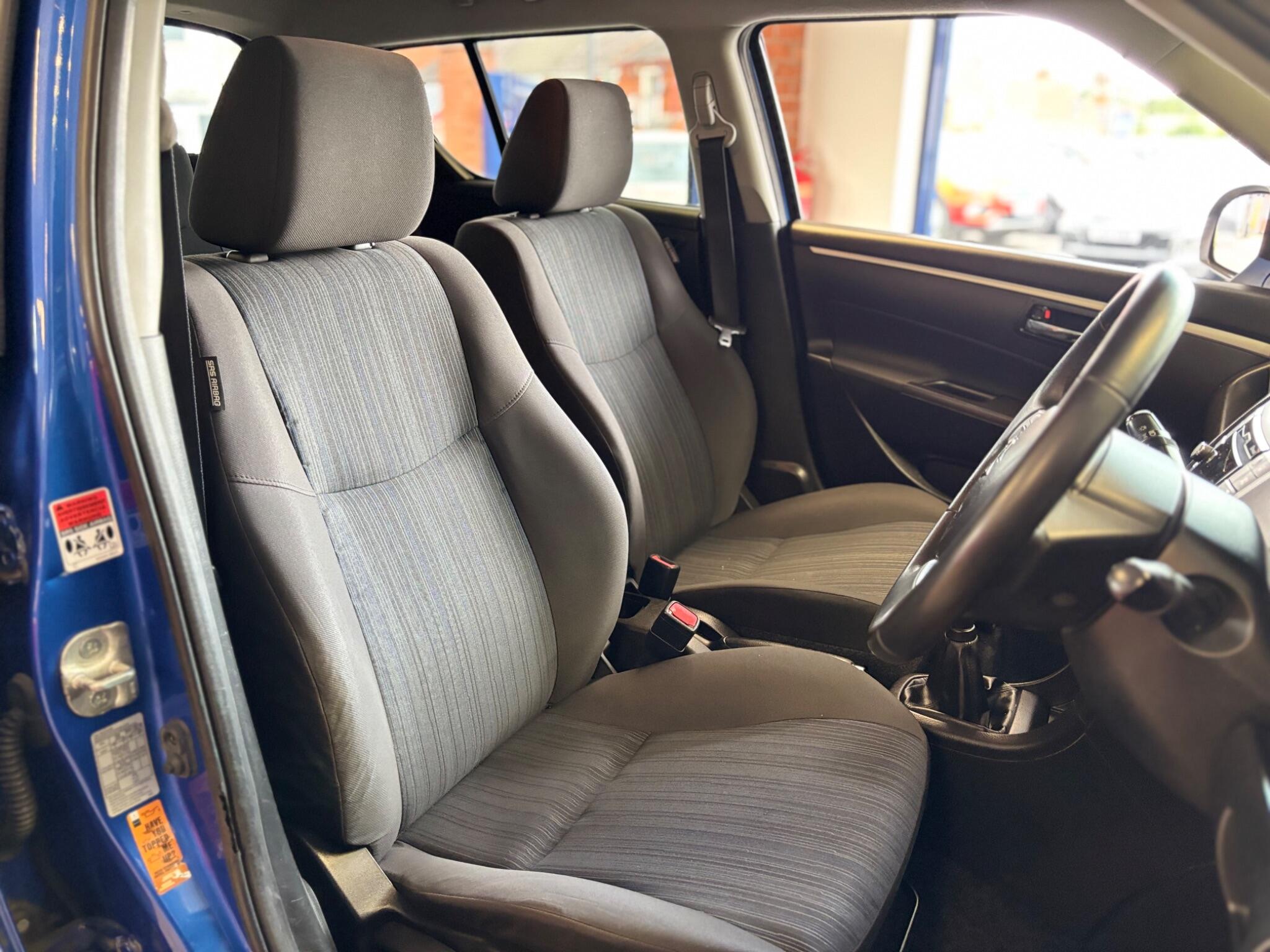 Suzuki Swift view 11
