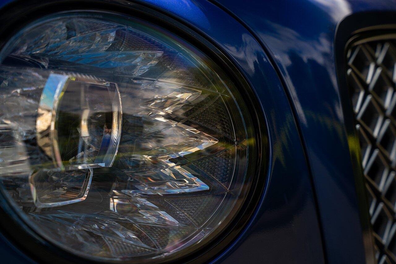 Bentley Flying Spur view 25