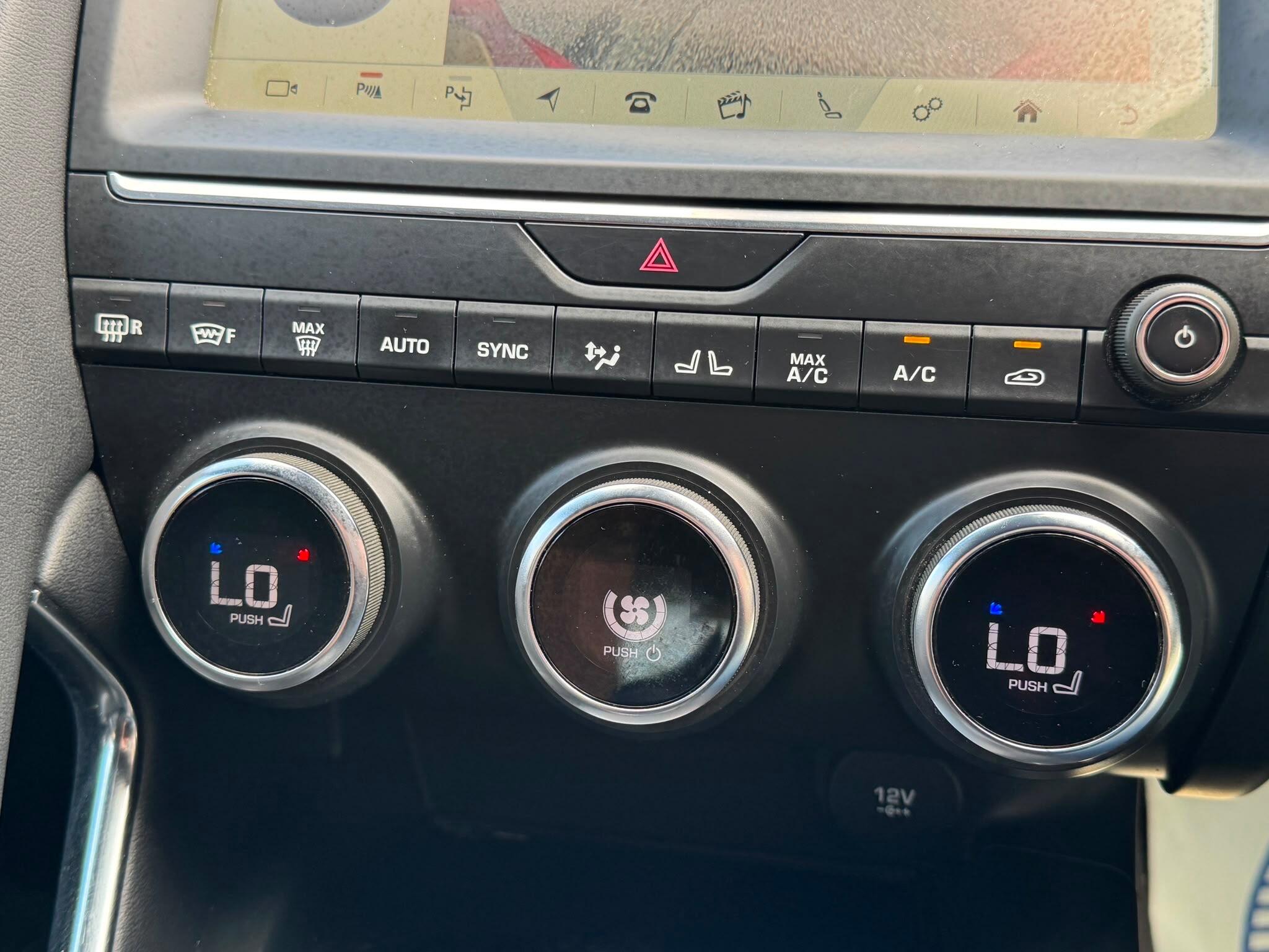 Jaguar E-Pace view 47
