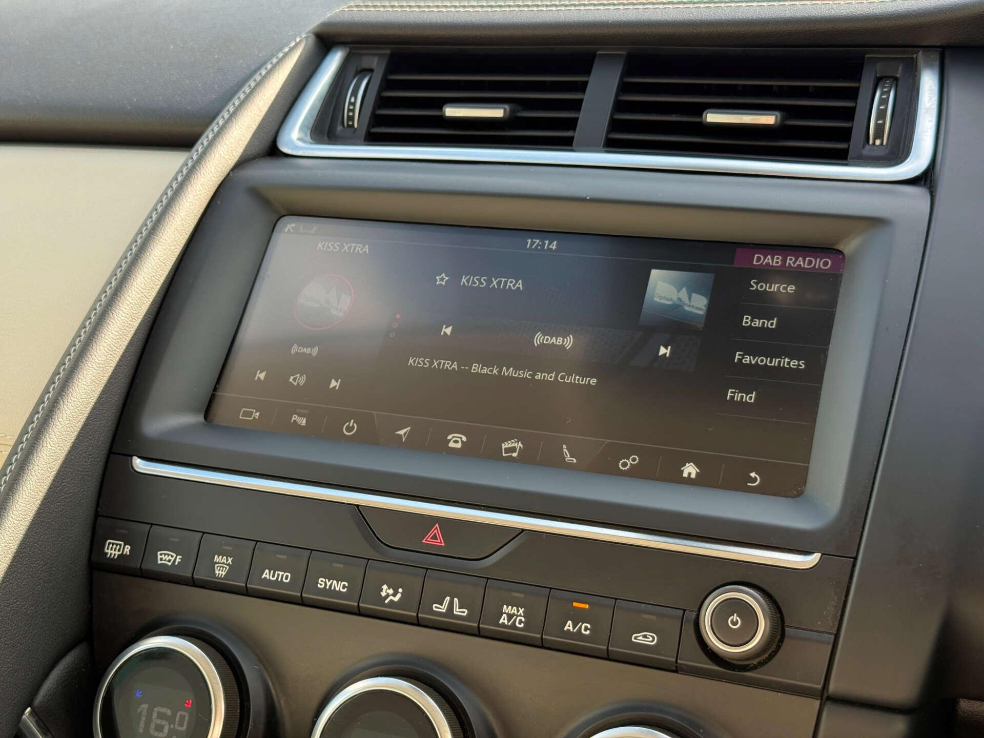 Jaguar E-Pace view 62