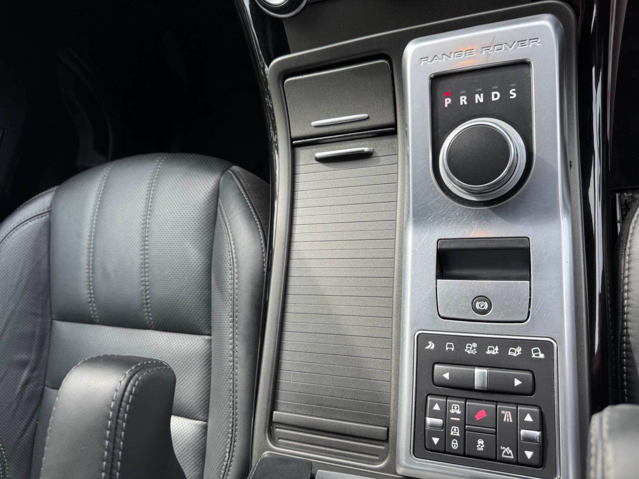 Land Rover Range Rover Sport view 22