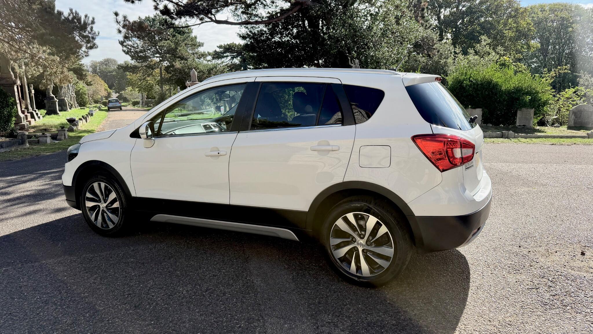 Suzuki SX4 S-Cross view 15