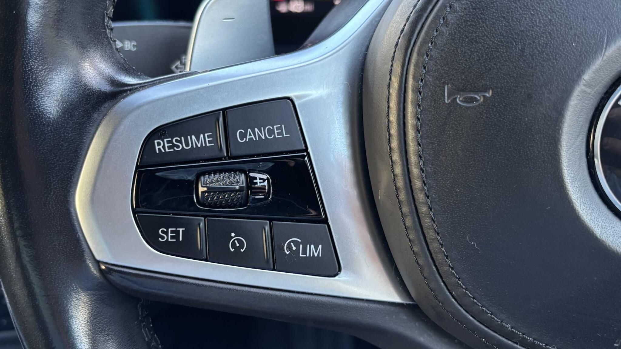 BMW 4 Series view 18