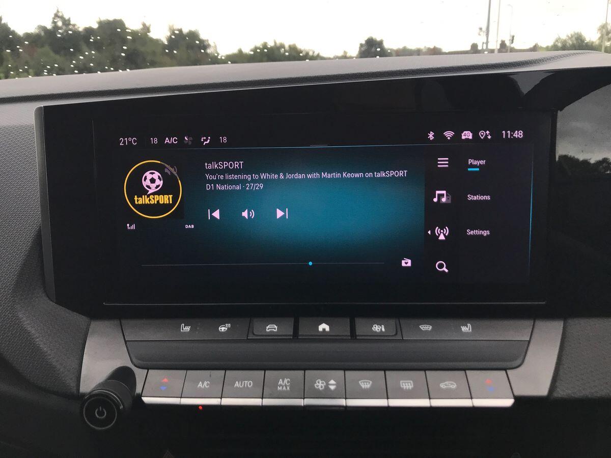 Vauxhall Astra view 19