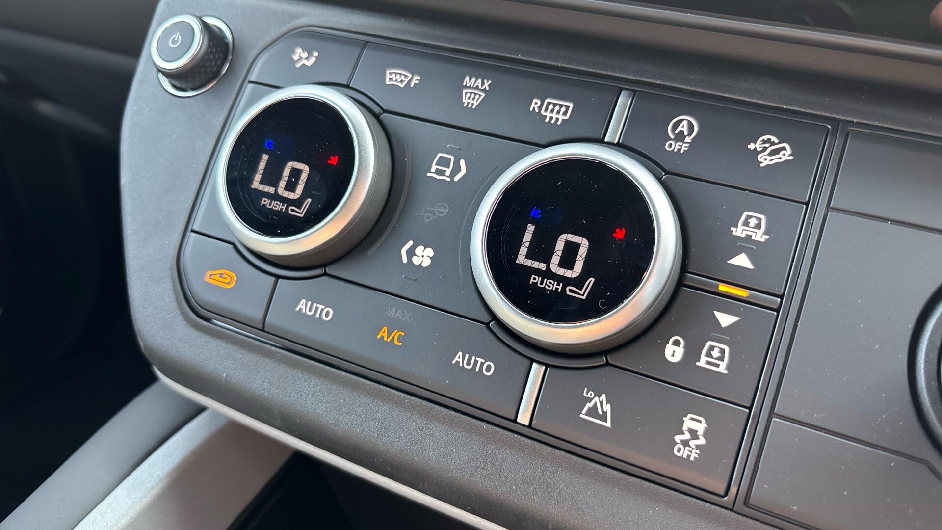 Land Rover Defender view 45