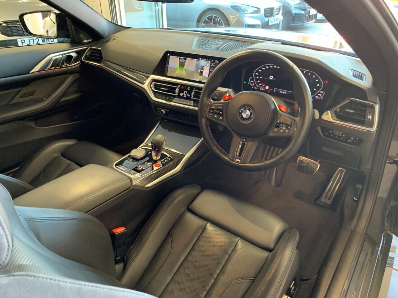 BMW M4 view 21