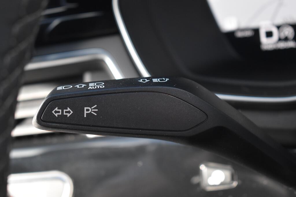 Audi A4 view 53