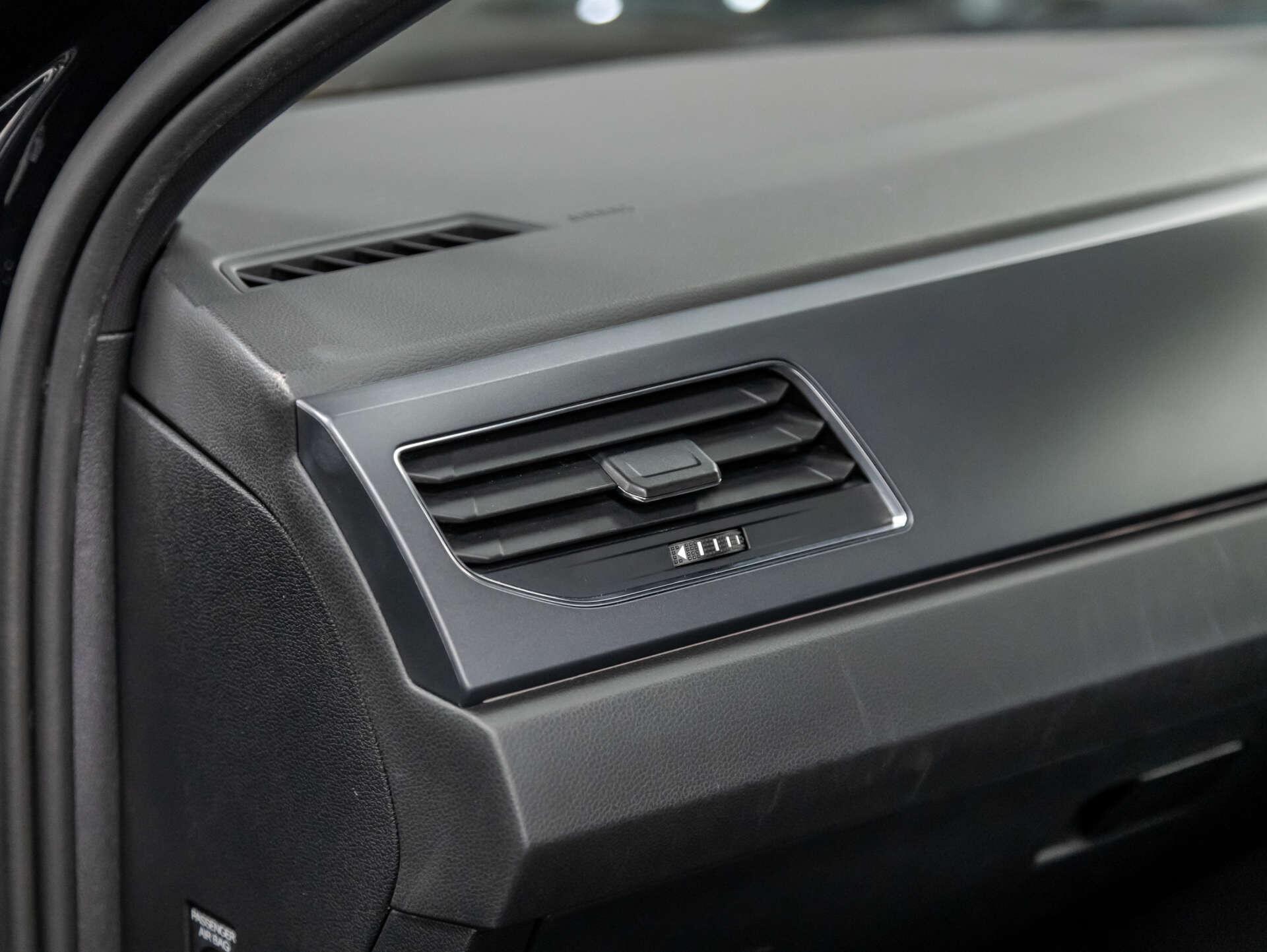 Volkswagen Taigo view 69
