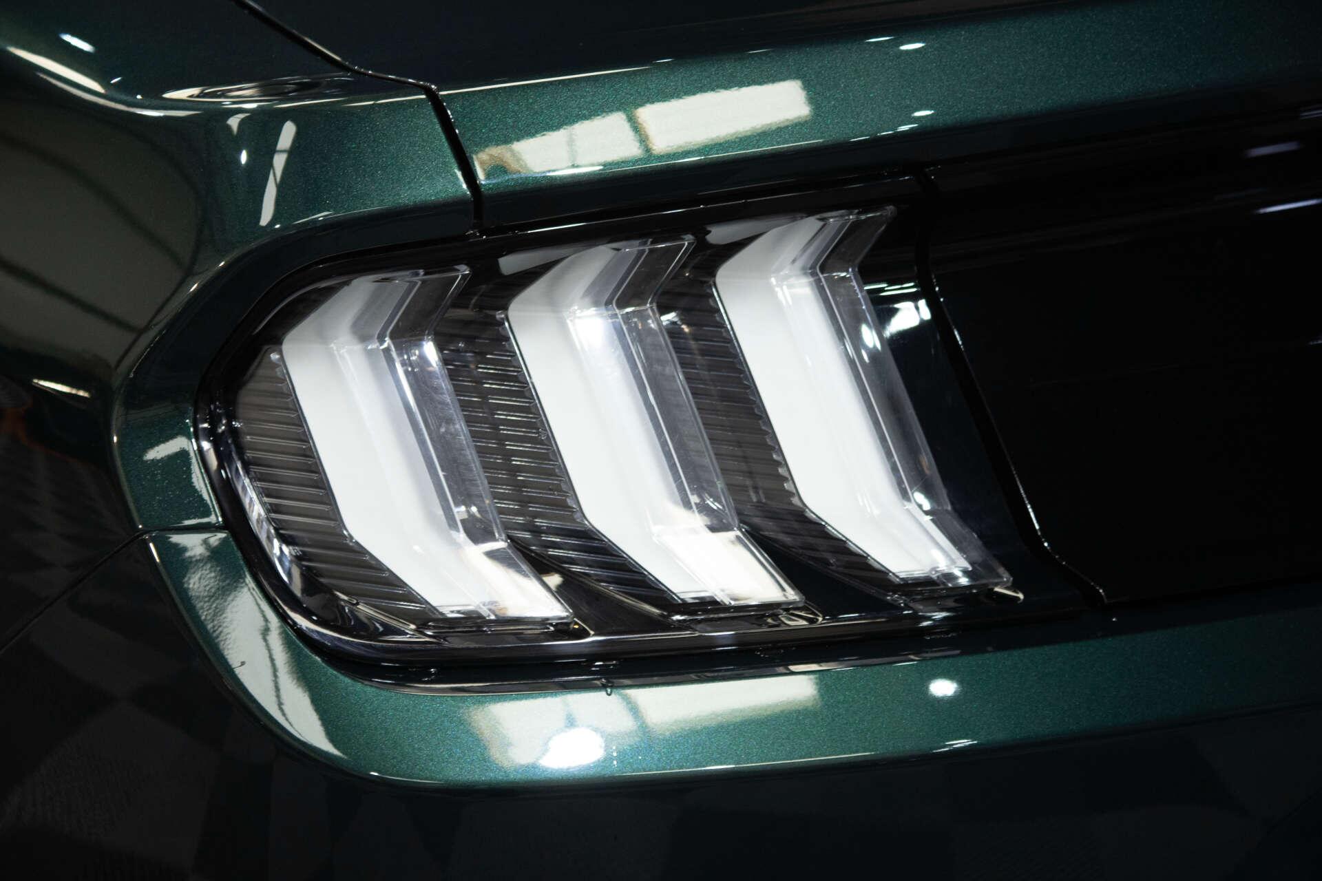 Ford Mustang view 15