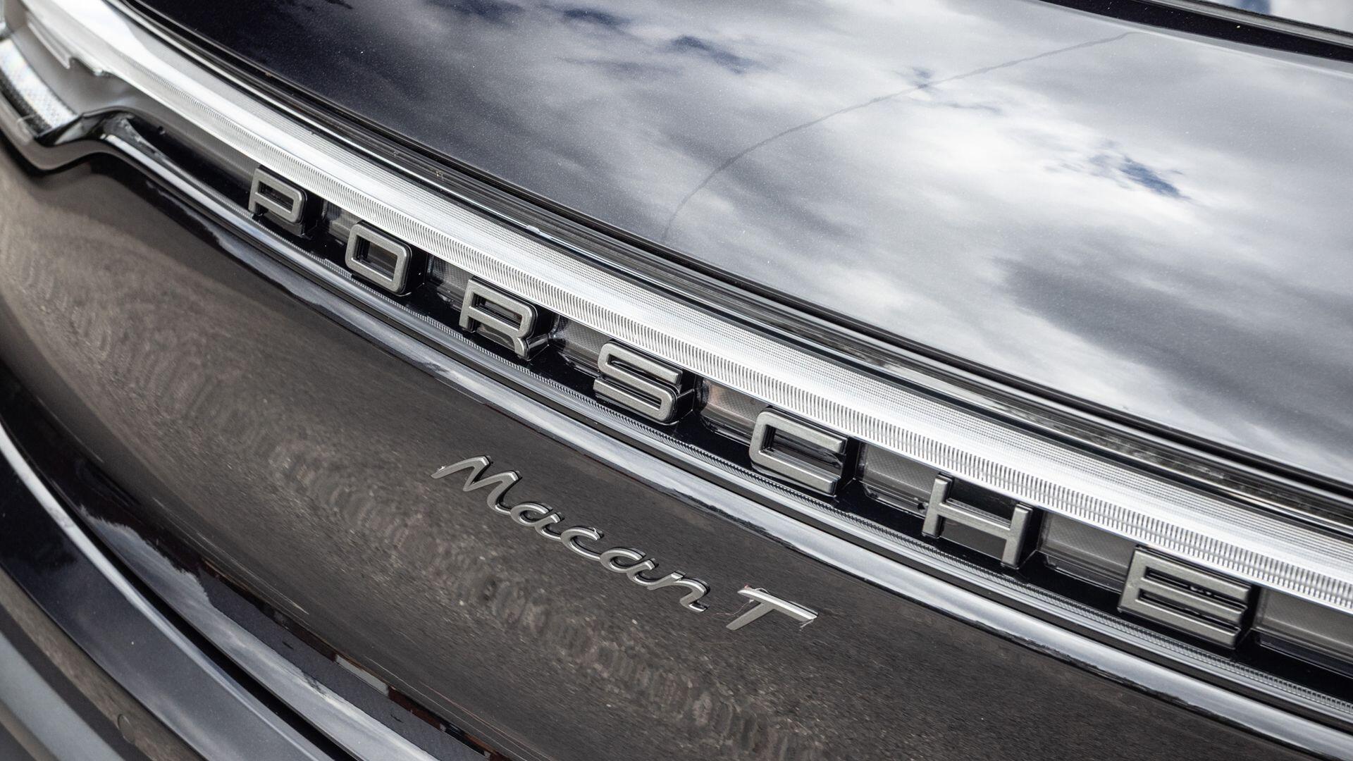 Porsche Macan view 27