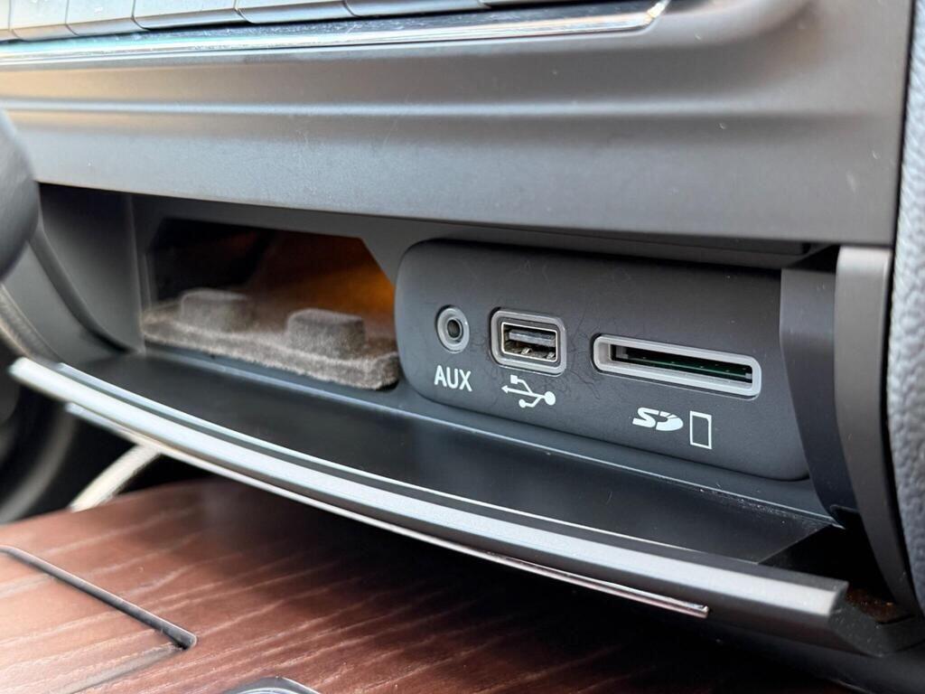 Maserati Ghibli view 49