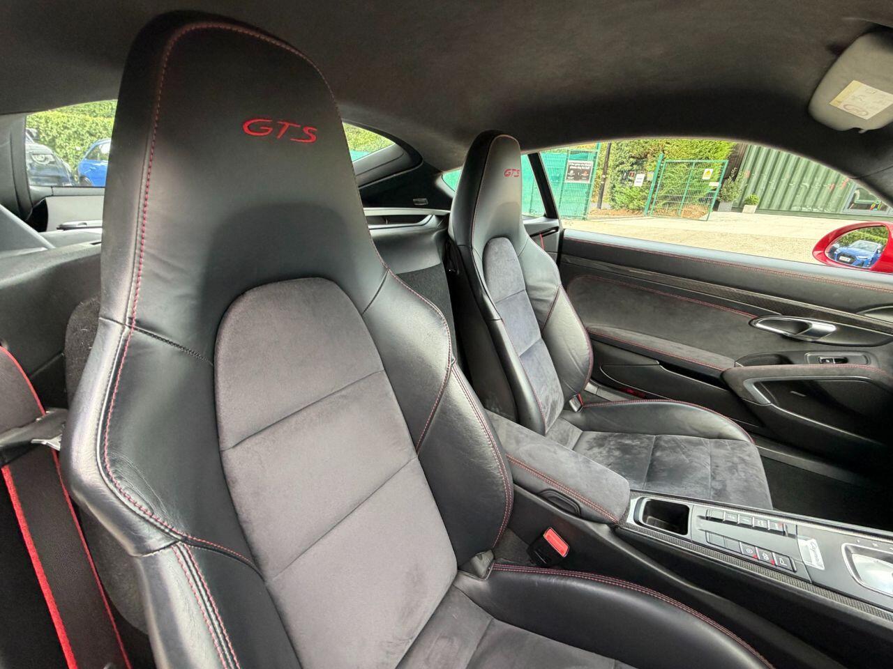 Porsche Cayman view 43