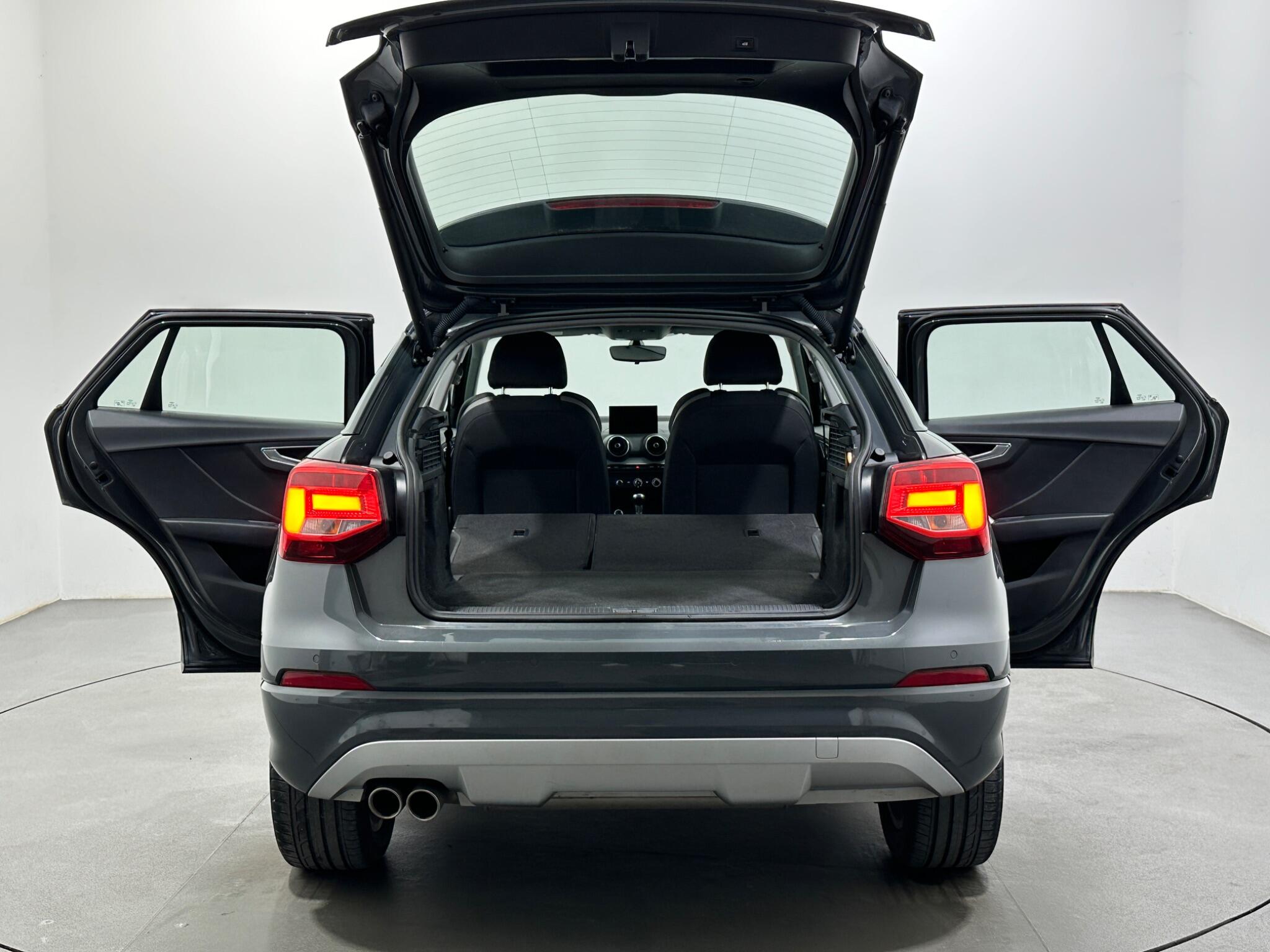 Audi Q2 view 44