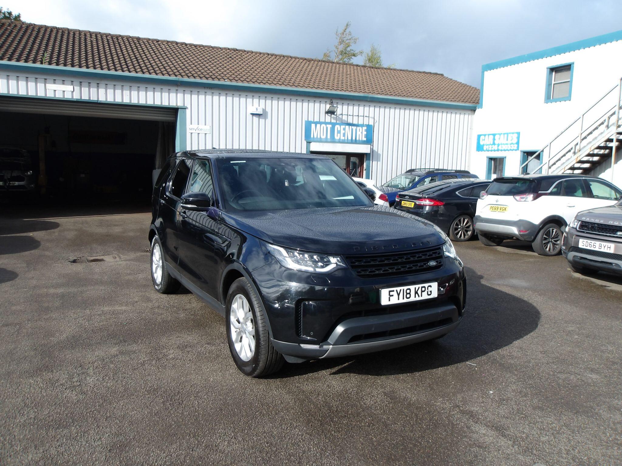 Land Rover Discovery view 2
