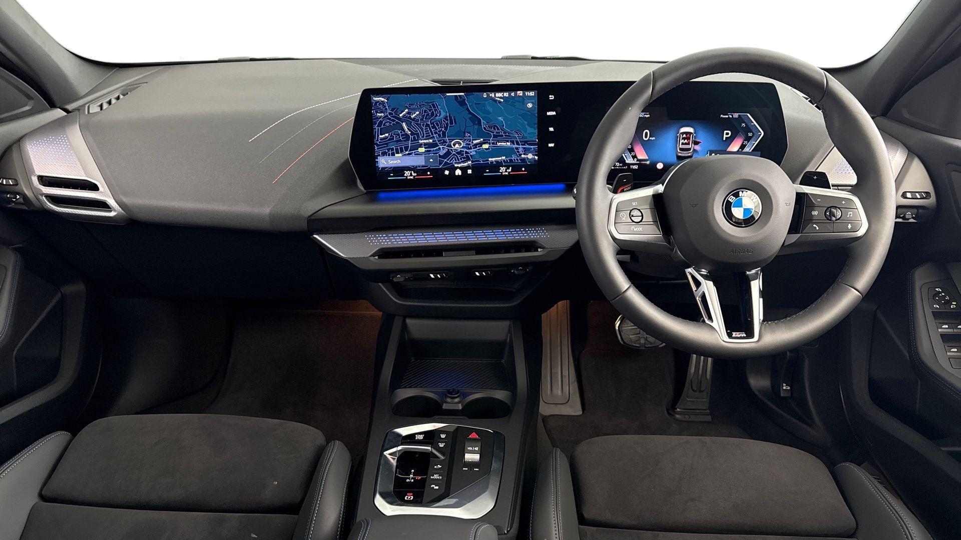 BMW 1 Series view 4