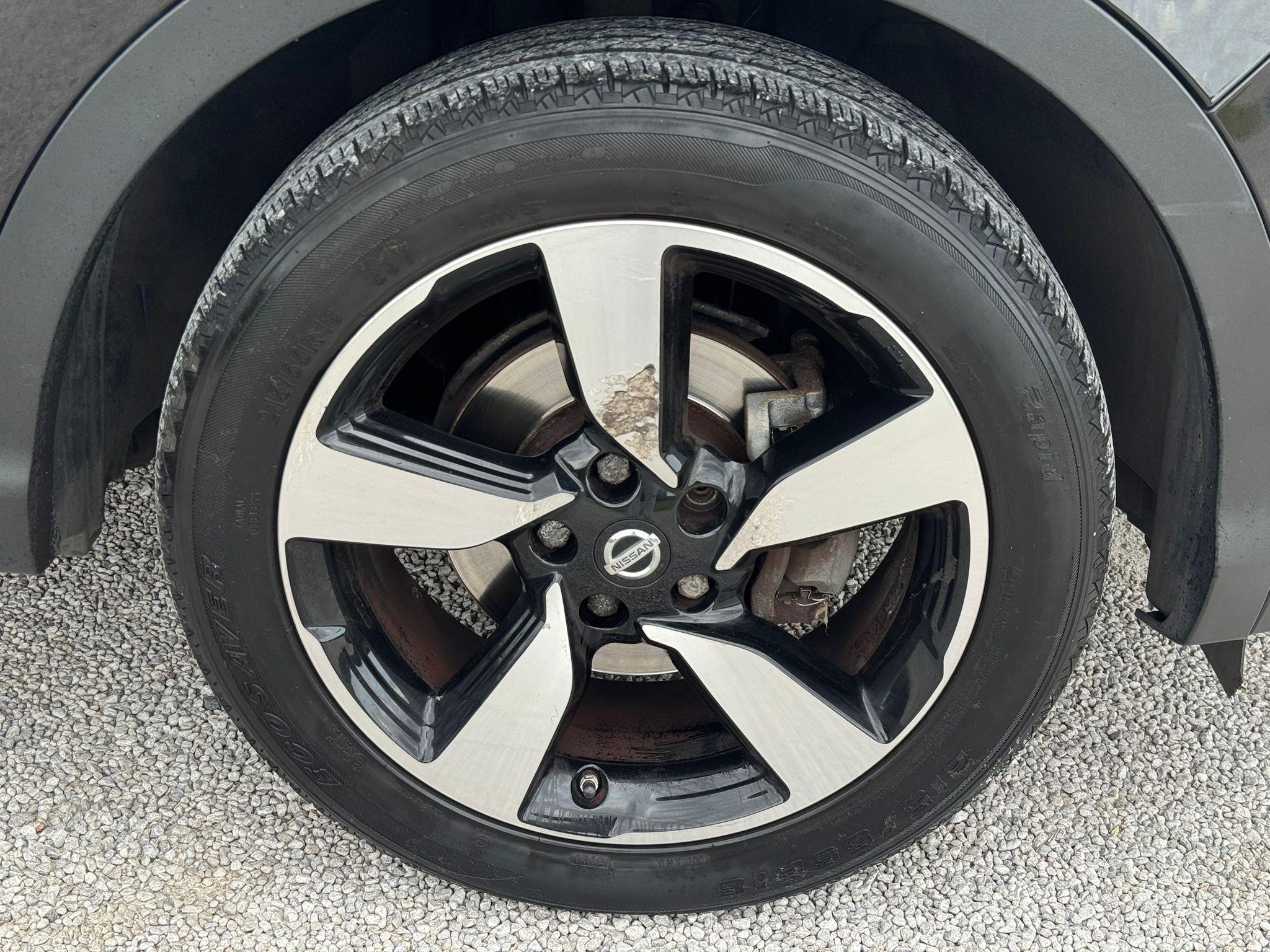 2015 Nissan Qashqai image 35