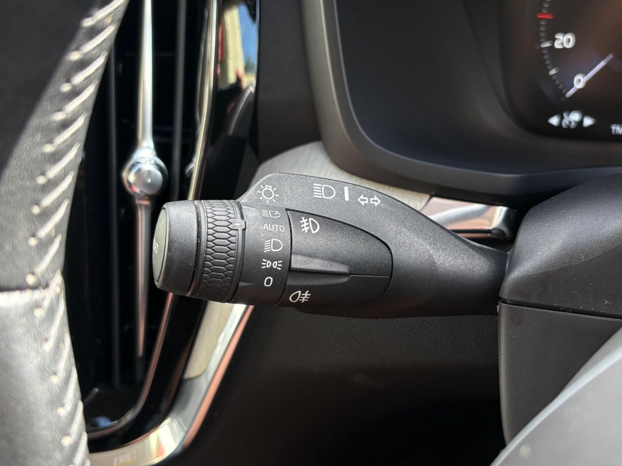 Volvo V60 view 38