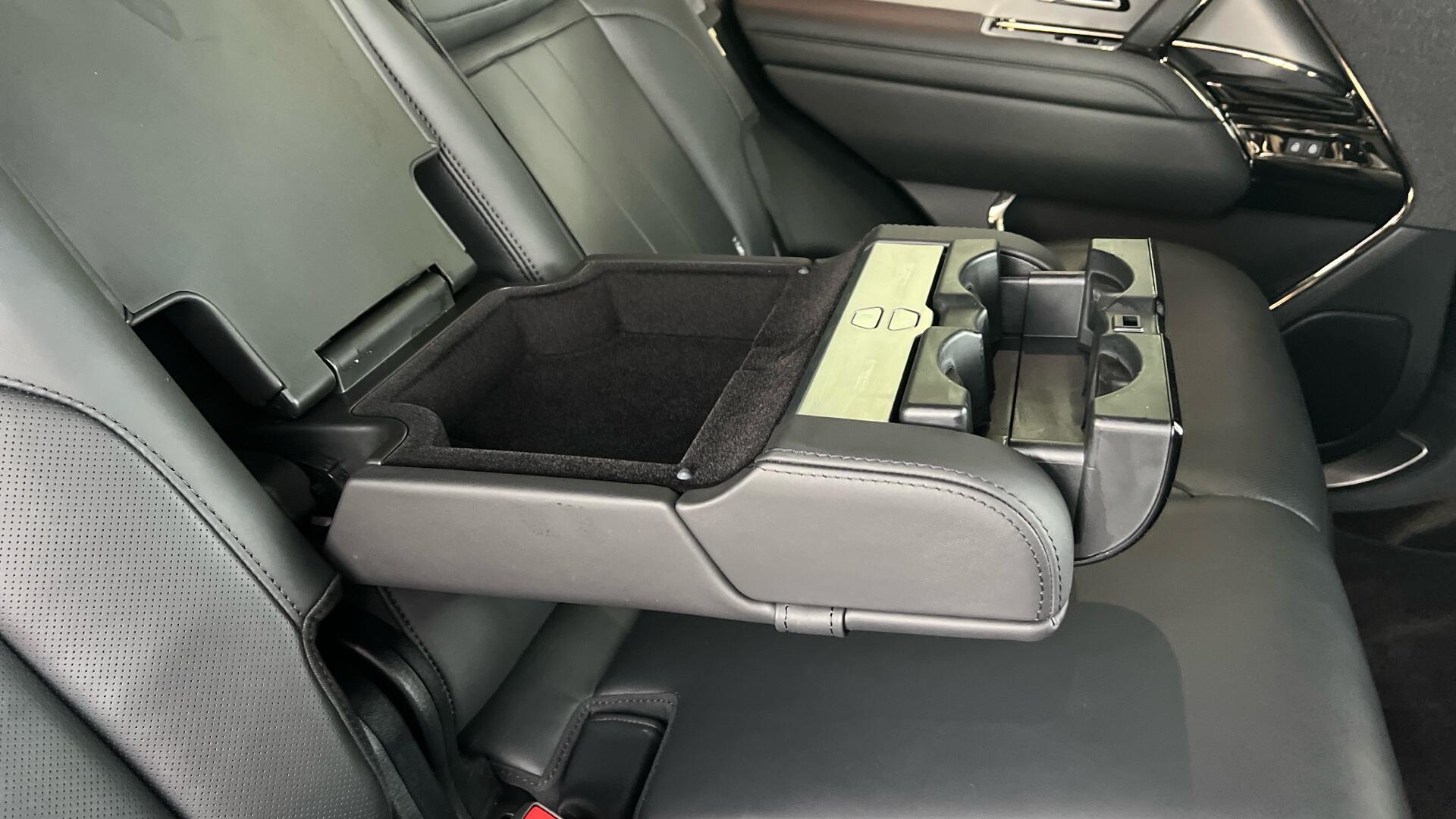 Land Rover Range Rover Sport view 72