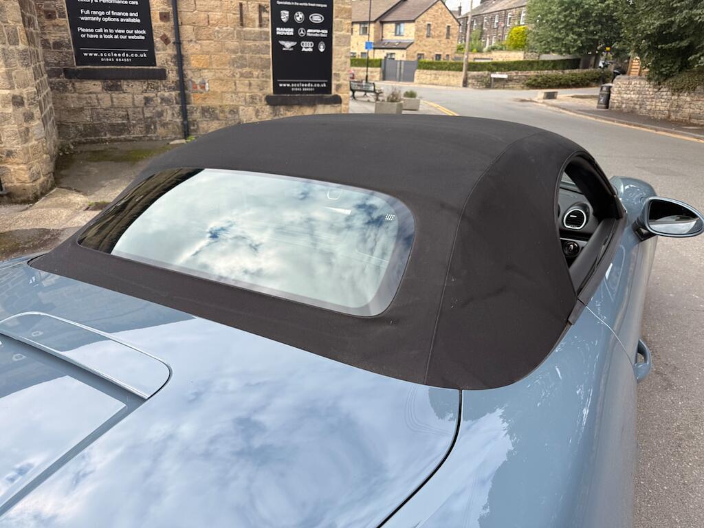 Porsche Boxster view 15