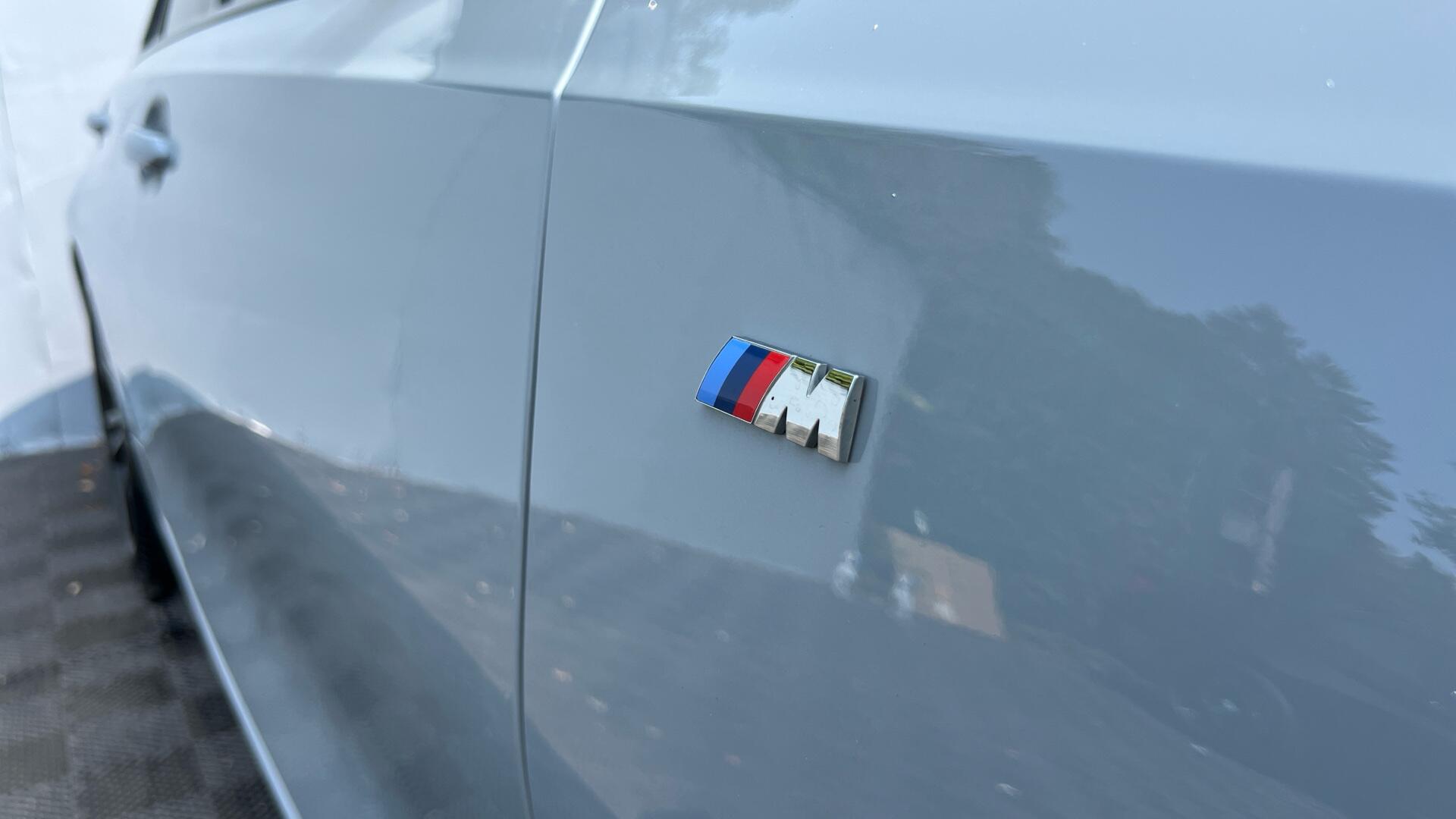 BMW 3 Series view 30