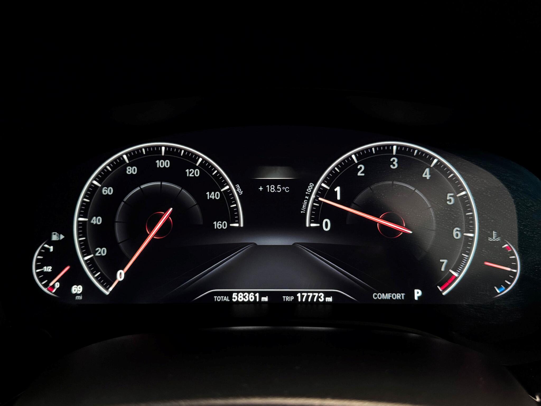 BMW 5 Series view 34
