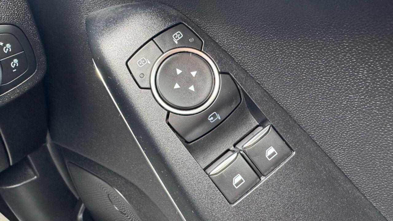 Ford Fiesta view 32