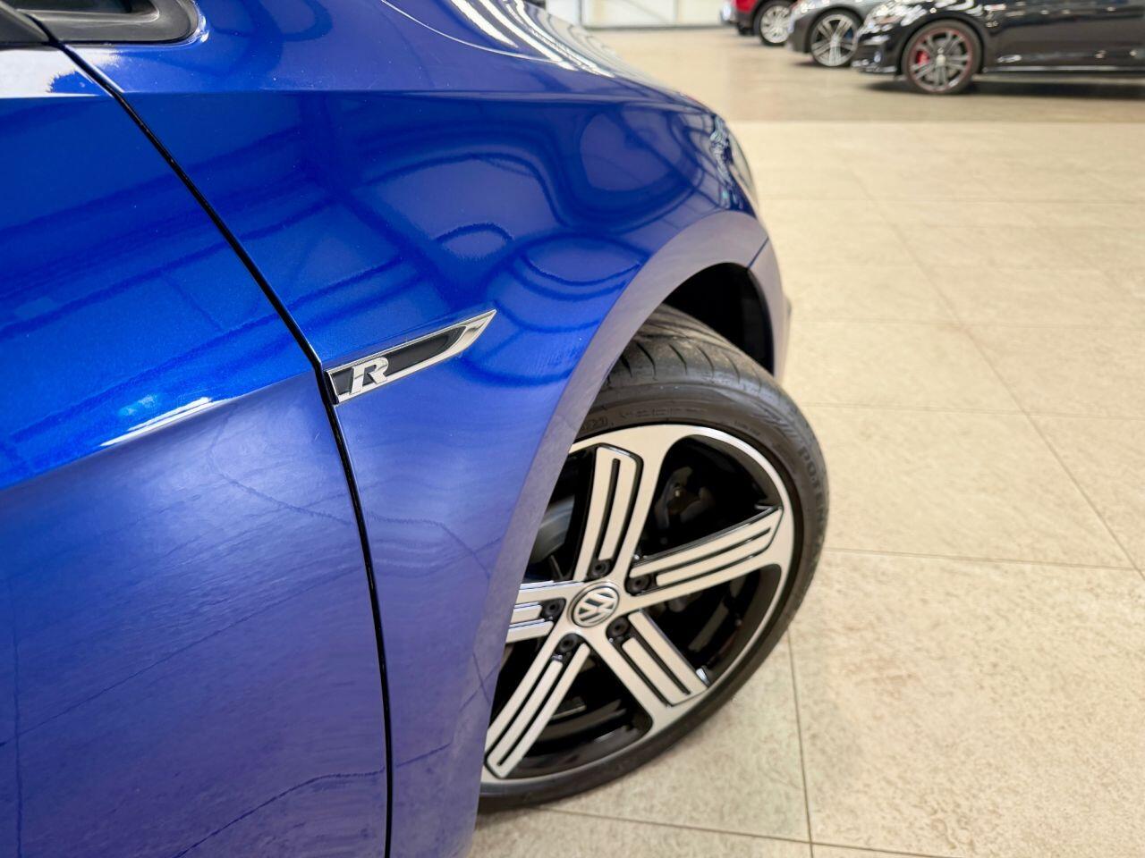Volkswagen Golf view 22