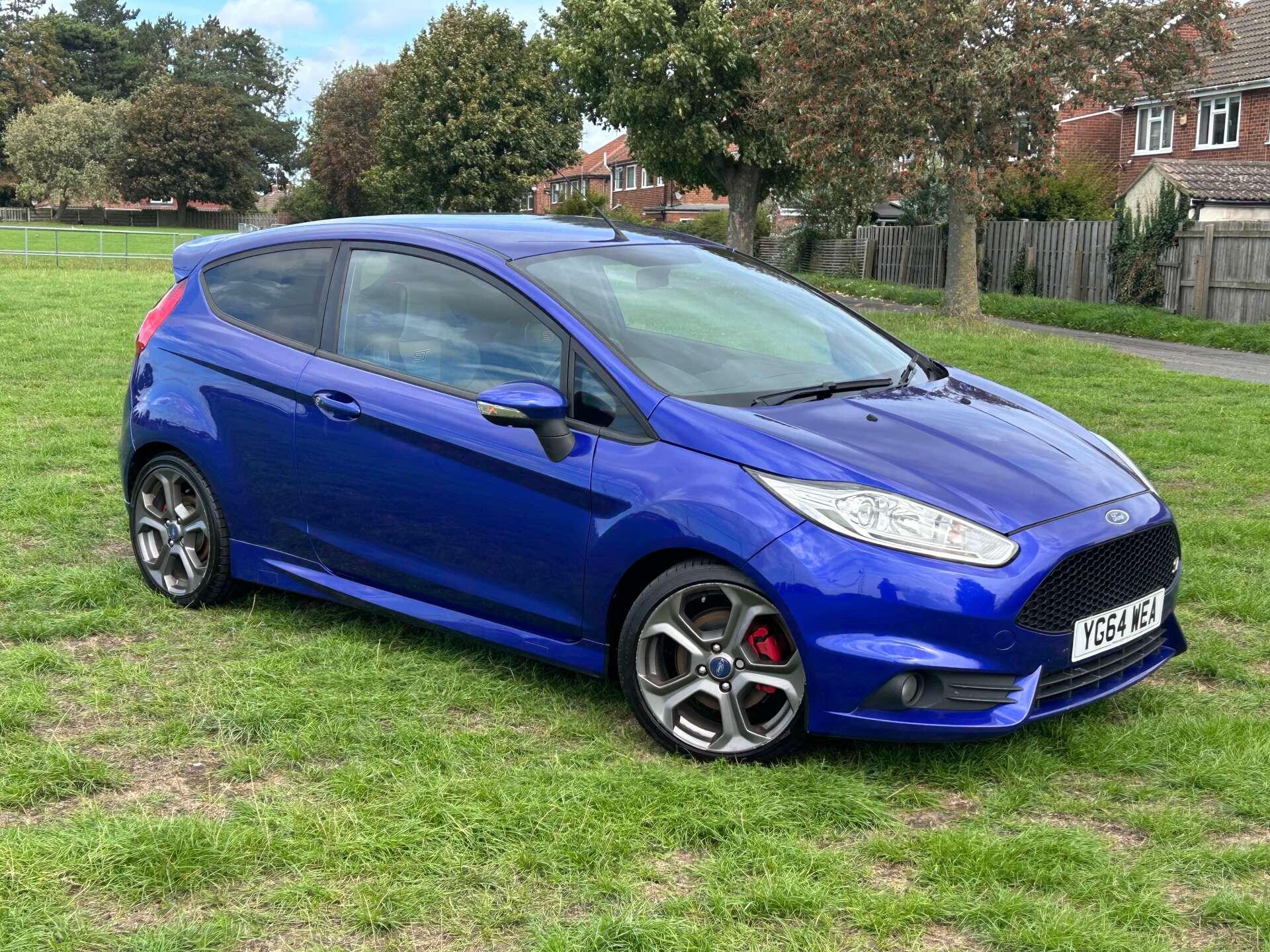 Ford Fiesta view 3
