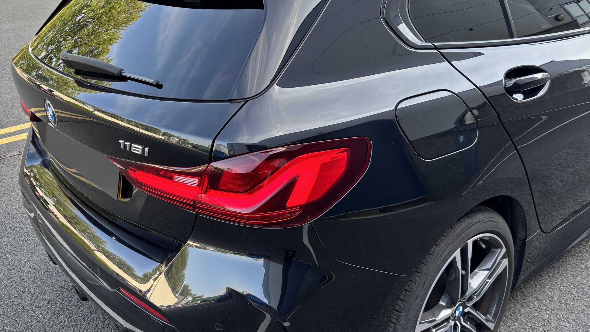 BMW 1 Series view 40