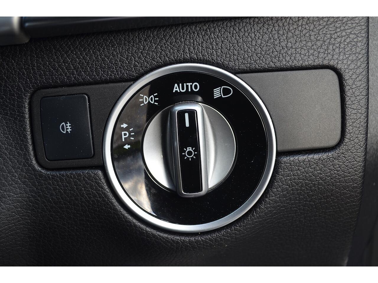 Mercedes-Benz Gle view 37