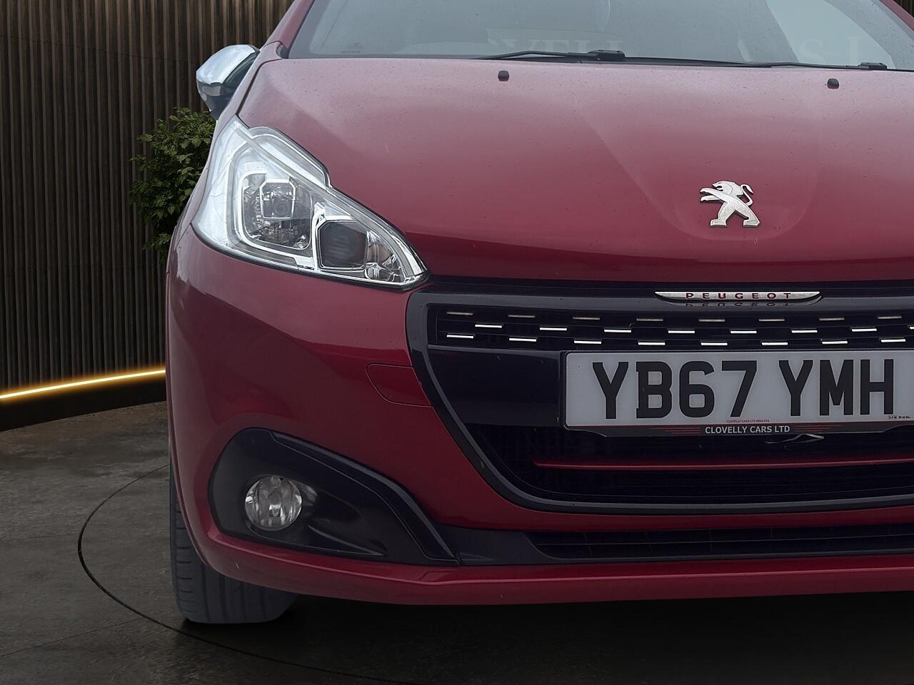 Peugeot 208 view 22