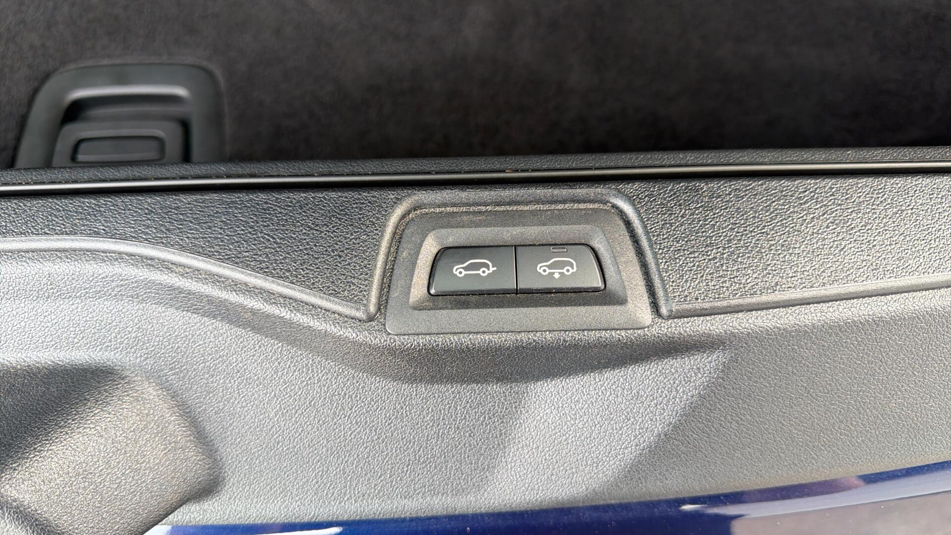 BMW X7 view 41