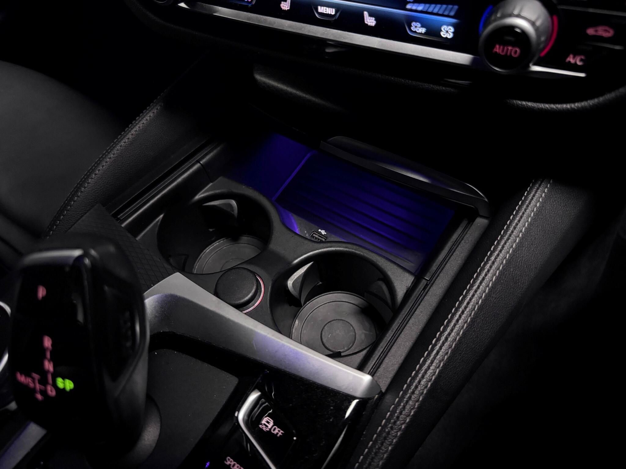 BMW 5 Series view 37
