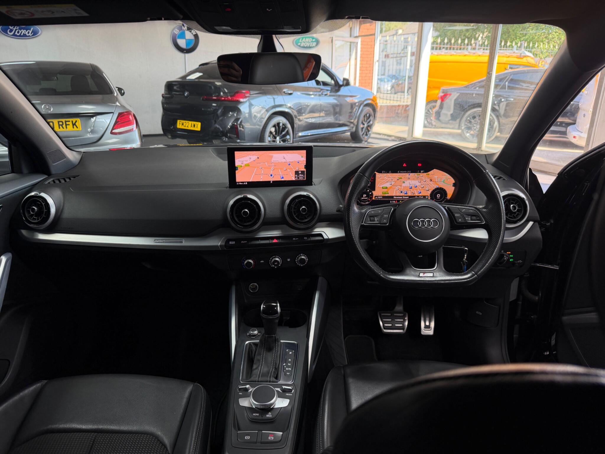 Audi Q2 view 29