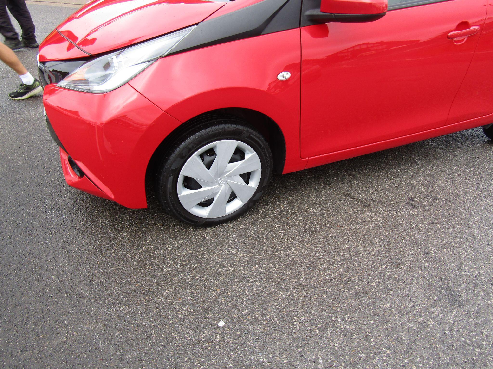 Toyota Aygo view 28