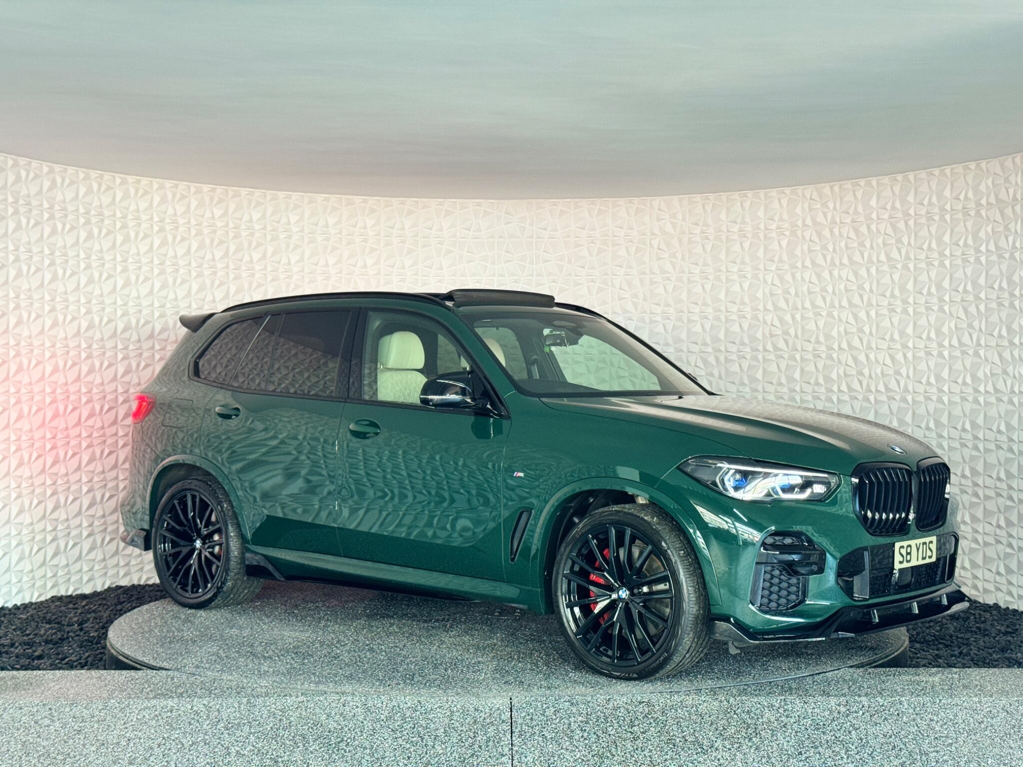 BMW X5 view 5