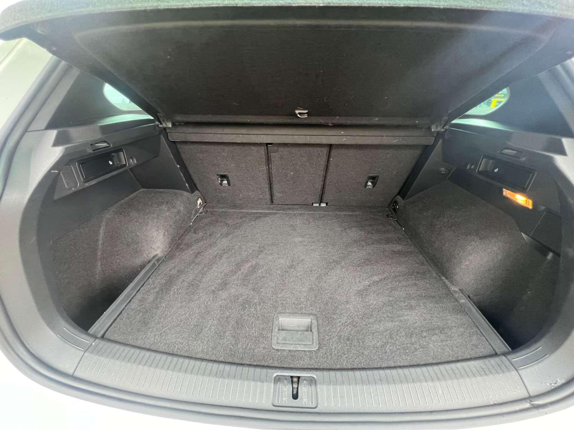 Volkswagen Tiguan view 46