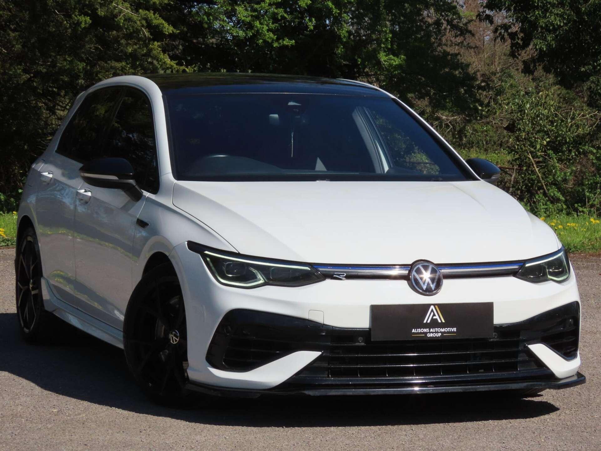 Volkswagen Golf view 3