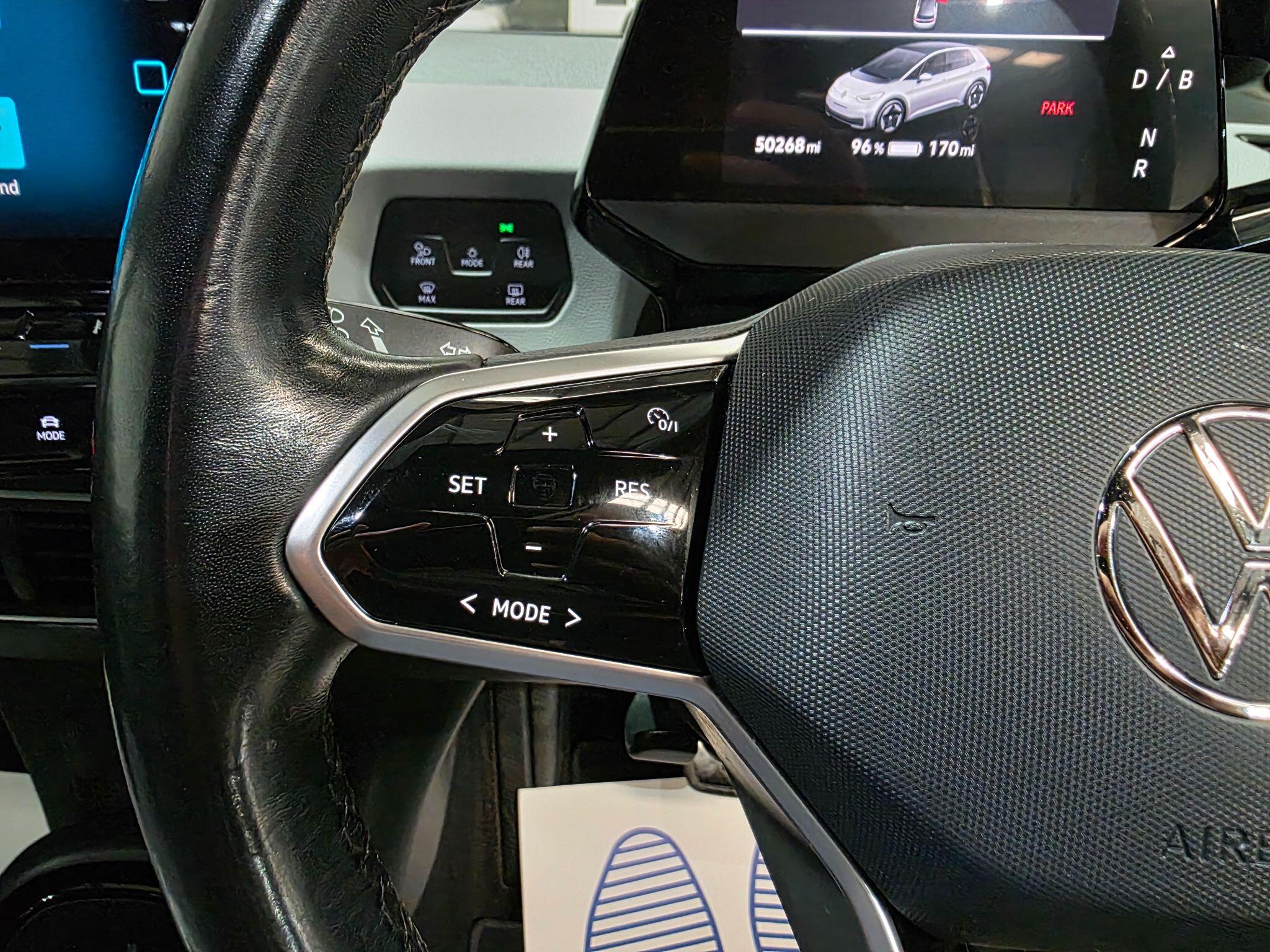 Volkswagen Id.3 view 18