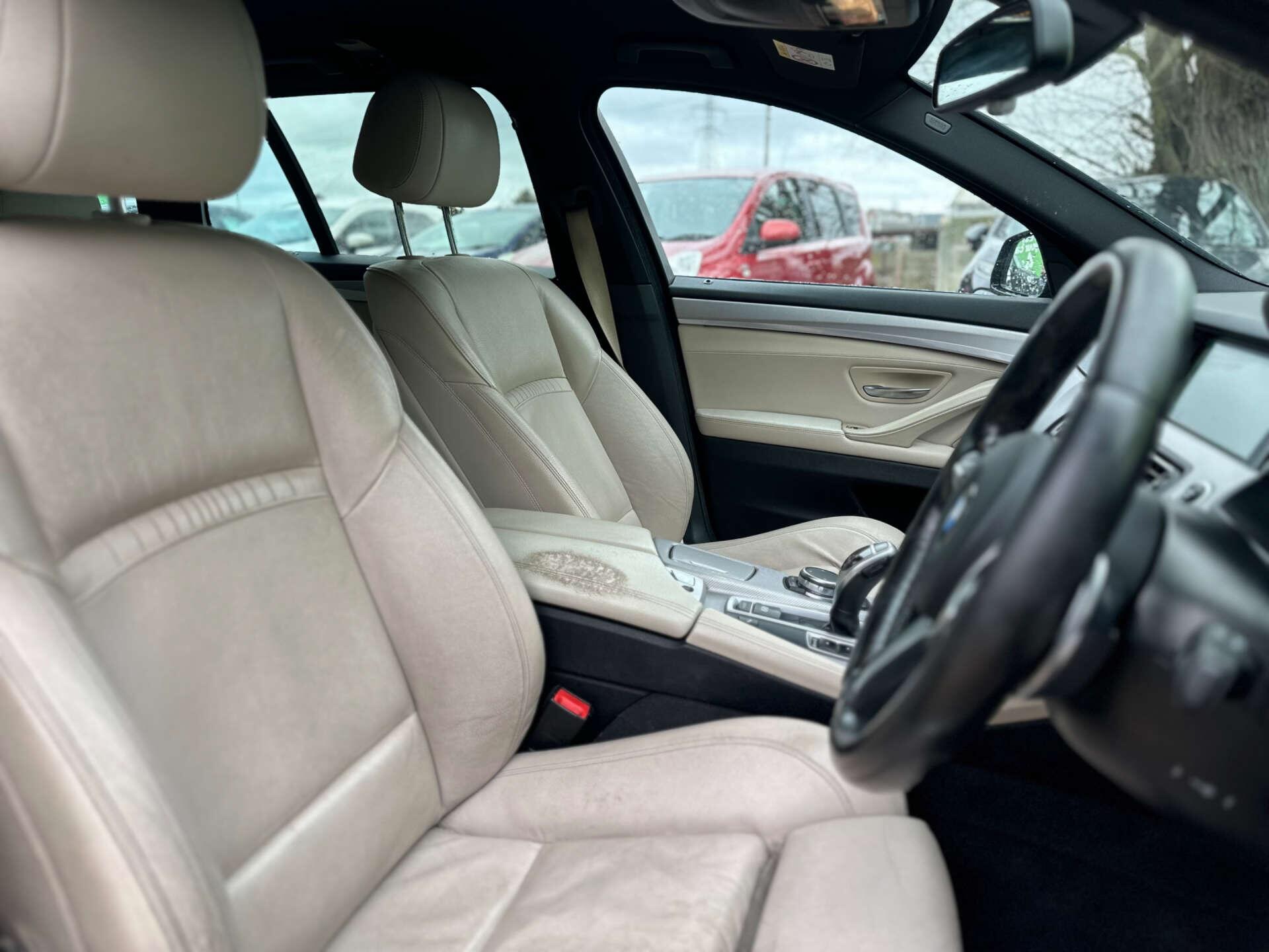 BMW 5 Series view 13
