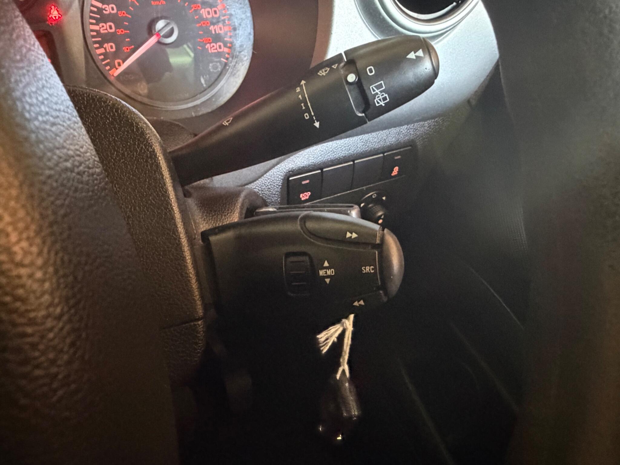 Peugeot Partner Tepee view 29