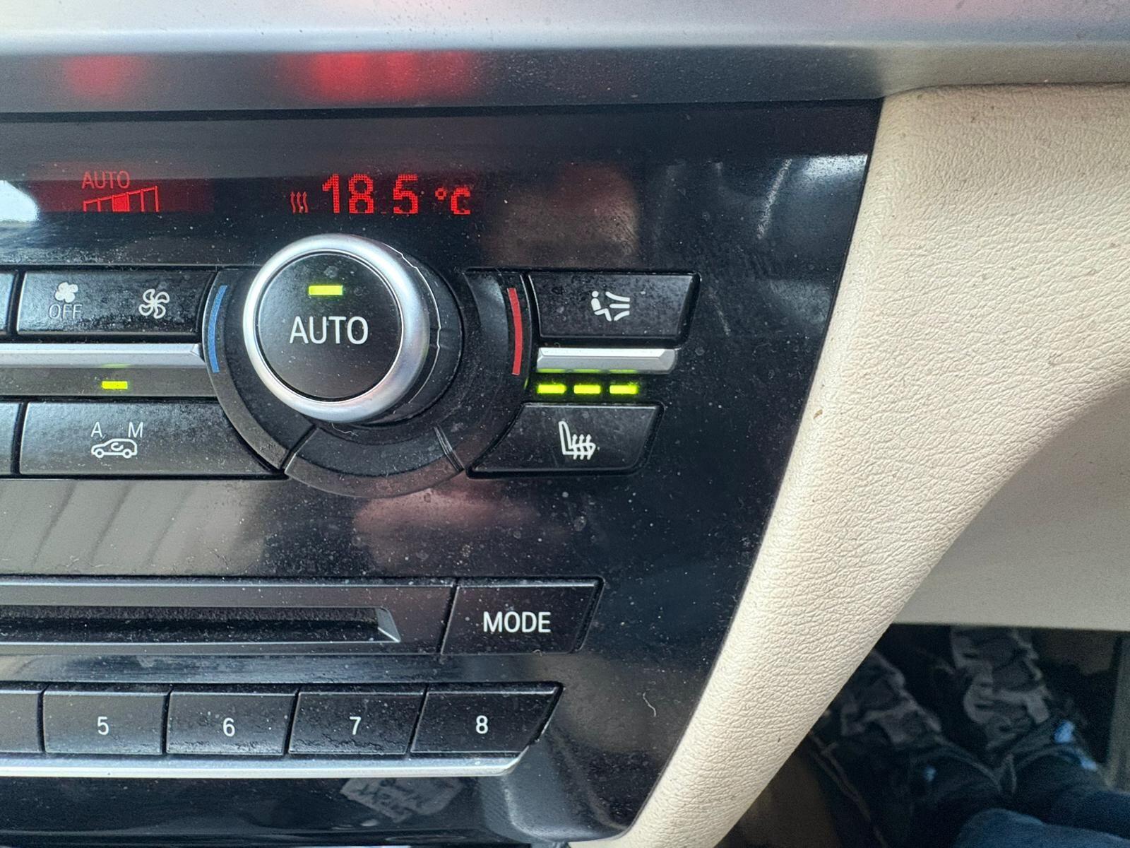 BMW X5 view 12