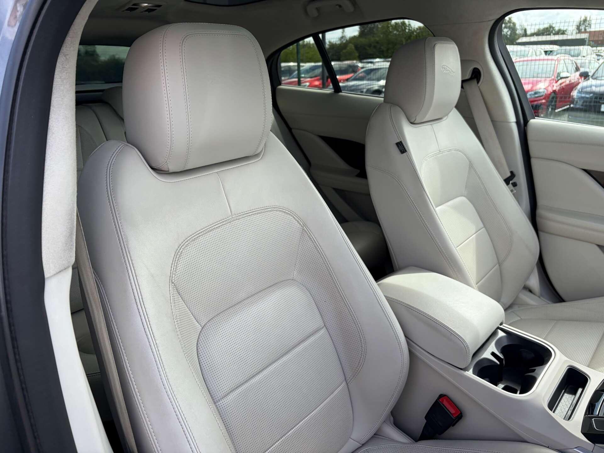 Jaguar I-Pace view 38