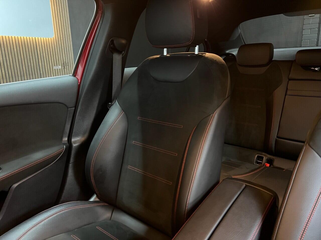 Mercedes-Benz A-Class view 29