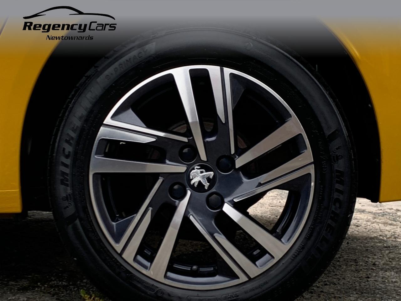 Peugeot 208 view 30